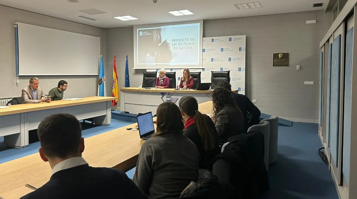 Reuni&oacute;n sobre la ley del clima de Galicia