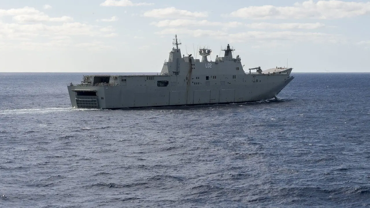 navantia_alhd_canberra