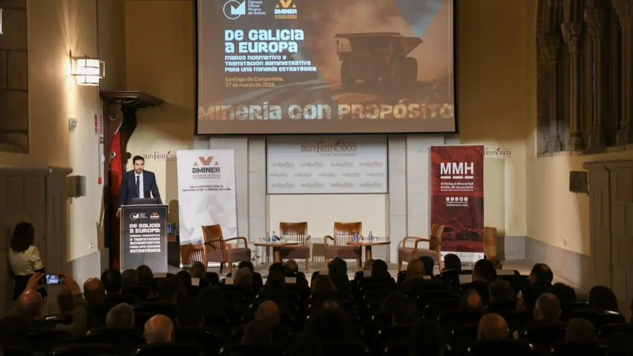 Jornada sobre miner&iacute;a estrat&eacute;gica celebrada en Santiago
